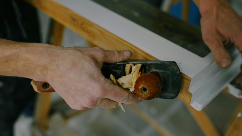 'No Threat From AI': Carpenter Charges Rs 900 For 45 Minutes, Sparks Debate About Blue-Collar Jobs