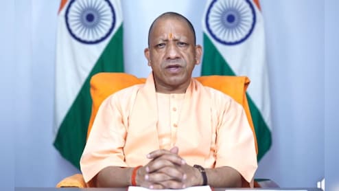 UP Police Recruitment 2026: यूपी पुल&zwj;िस में 81 हजार पदों पर भर्ती की तैयारी, किन-किन पदों पर म&zwj;िलेगी नौकरी?