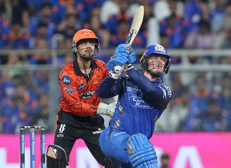 IPL 2026 Live: Rickelton Breaks Multiple Records, MI Post 243/5 vs SRH