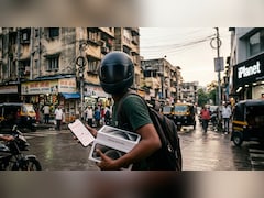 Delivery Boy Flees With Rs 1.3 Lakh iPhones In Mumbai After Cancelling Ride