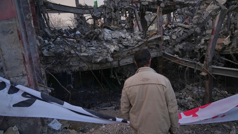 Kerala, UP, Bihar Most Vulnerable: Gulf Conflict Puts India's $135 Billion Remittance Lifeline At Risk