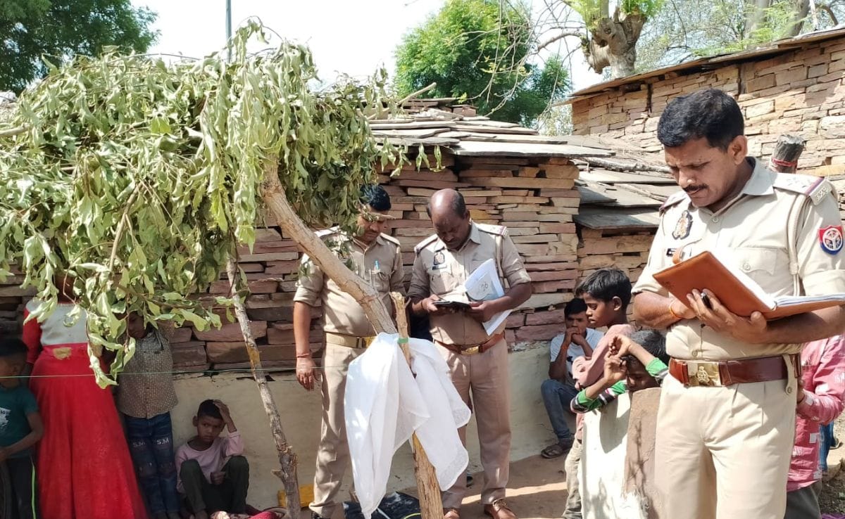 man dead body found in girlfriend wedding mandap lalitpur uttar pradesh