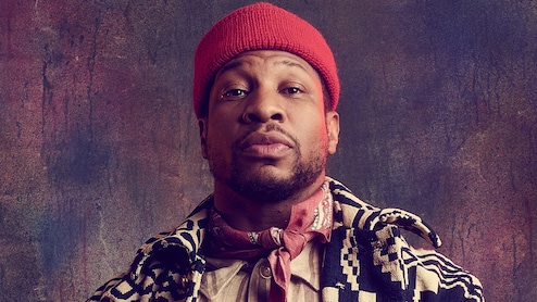 Jonathan Majors, Co-Star Fall Through 6-Foot Glass Window While Filming: Report