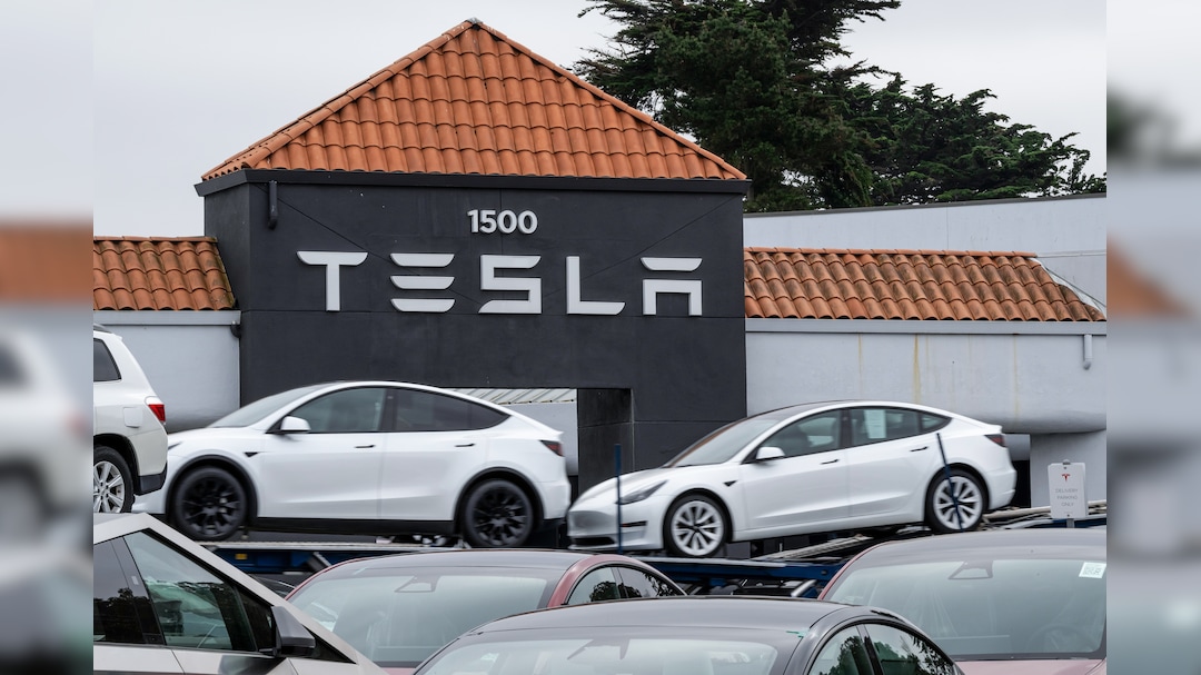 Tesla Boosts Spending Plan To $25 Billion In AI, Robotics Push