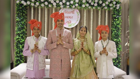'बिजनेस, बंगला और बैंक बैलेंस, सबकुछ छोड़ा', मुंबई के करोड़पति परिवार ने अचानक लिया चौंकाने वाला फैसला!
