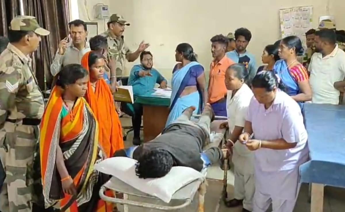 Jharkhand: चतरा में ट्रक ओनर पर अंधाधुंध फायरिंग, गंभीर घायल; छापेमारी में जुटी पुलिस-CISF