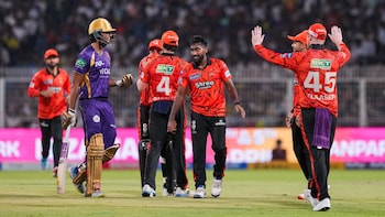 IPL 2026: Cameron Green Falls To Freak Run-Out After Angkrish Raghuvanshi Mix-Up In KKR Vs SRH Clash — Watch