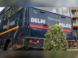 दिल्ली में आतंकी साजिश नाकाम: स्पेशल सेल ने 4 युवकों को दबोचा, बम बनाने का प्लान बेनकाब