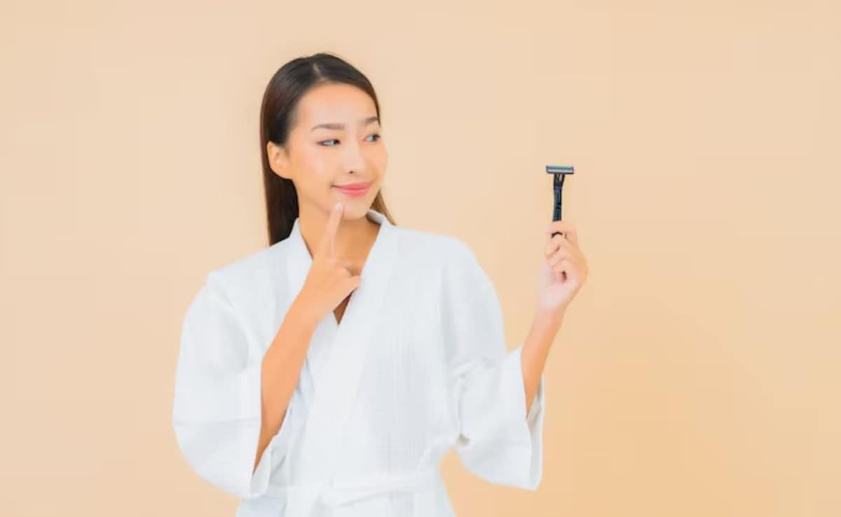 How To Shave Facial Hair The Right Way? Delhi Dermatologist Shares 3 Tips