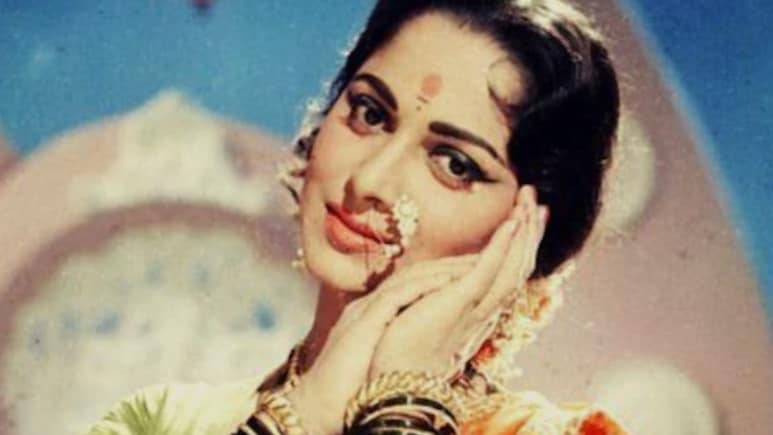 सेट पर नहीं होता था वॉशरूम तो पानी पीना बंद कर देती थीं हीरोइनें, लीजेंड्री एक्ट्रेस ने कपिल शर्मा के शो पर बताए क्या होती थीं चुनौतियां