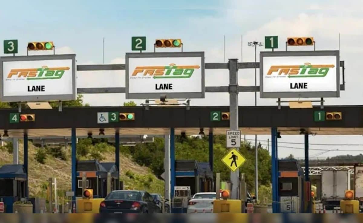 FASTag New Rules: अब टोल पर नहीं चलेगी चालाकी, गलत गाड़ी नंबर पर NHAI कर सकता है ब्लैकलिस्ट