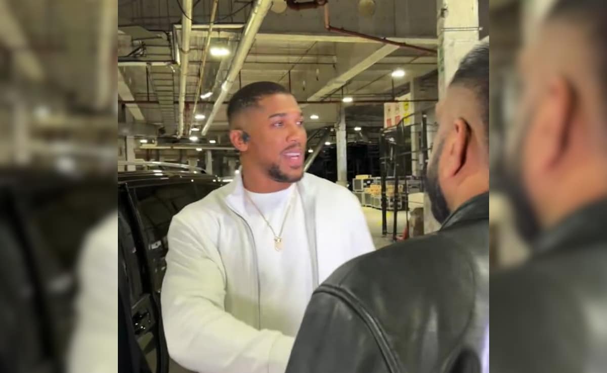 Boxer Anthony Joshua Makes First Public Appearance Since Fatal Car Crash