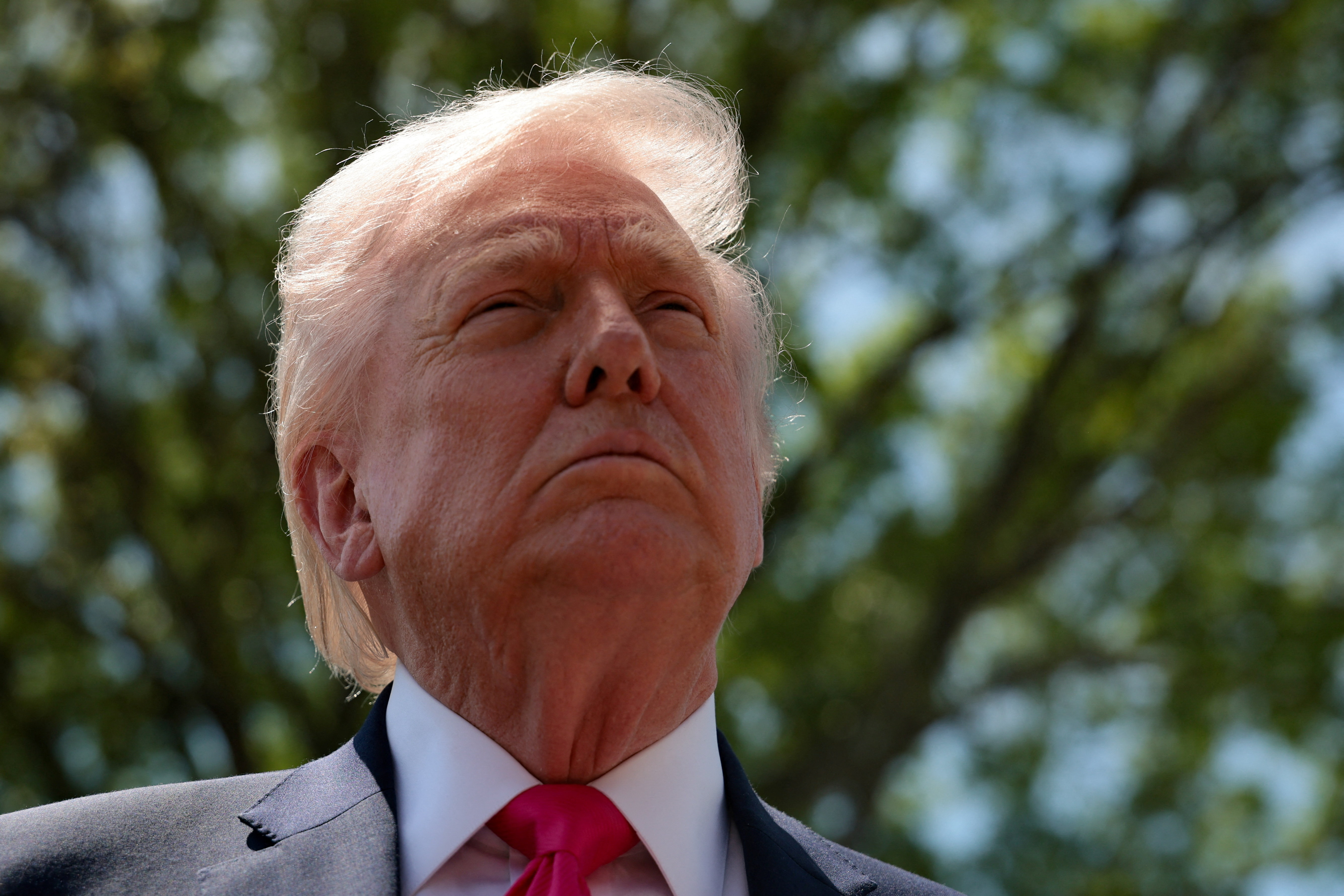 Hormuz Chaos, Lebanon Clashes Dent Trump's Peace Deal Hopes