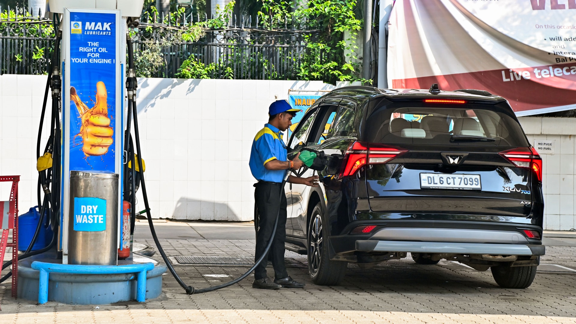 Premium Petrol at Rs 160/Litre; Jet Fuel Prices Jump 8.5%