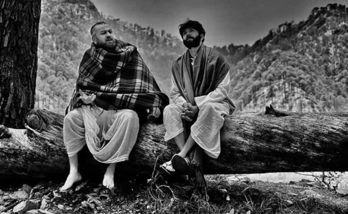 कौन हैं सुबोध भावे, पर्दे पर निभाने जा रहे नीम करोली बाबा का किरदार, फर्स्ट लुक देख फैन बोले- निःशब्द कर दिया