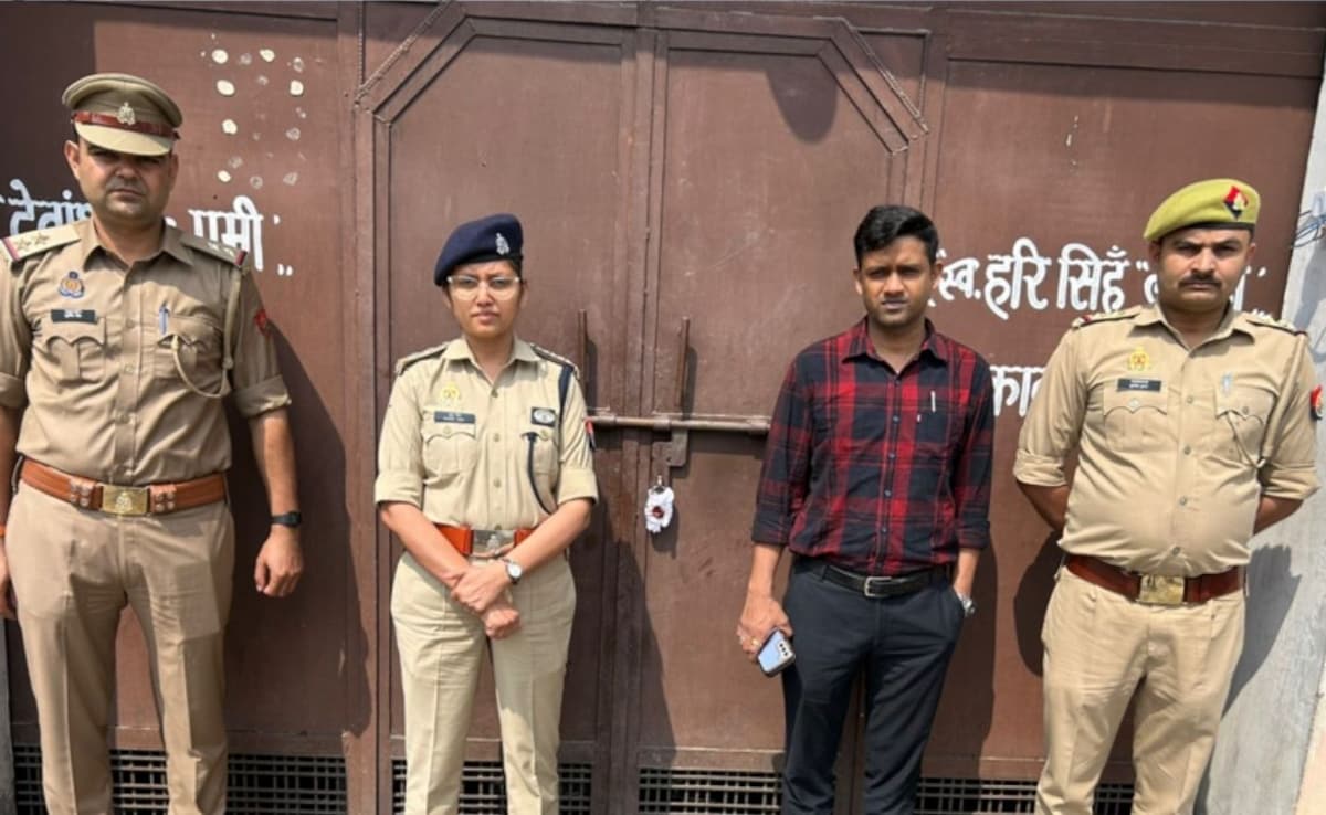 बागपत गैंगस्टर विपुल की संपति कुर्क, हत्या समेत 9 केसों में था वांछित, पुलिस ने मुनादी कर सील की