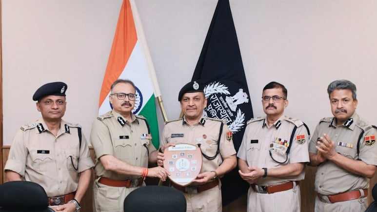 उत्कृष्ट सेवा के लिए पुलिस के 3 अधिकारियों को 'डीजीपी डिस्क', कोटा रेंज IG को दी गई विदाई