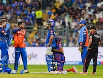 Rohit Sharma Hamstring Injury Update After MI vs RCB IPL Game: Star Faces Race Against Time To Be Fit
