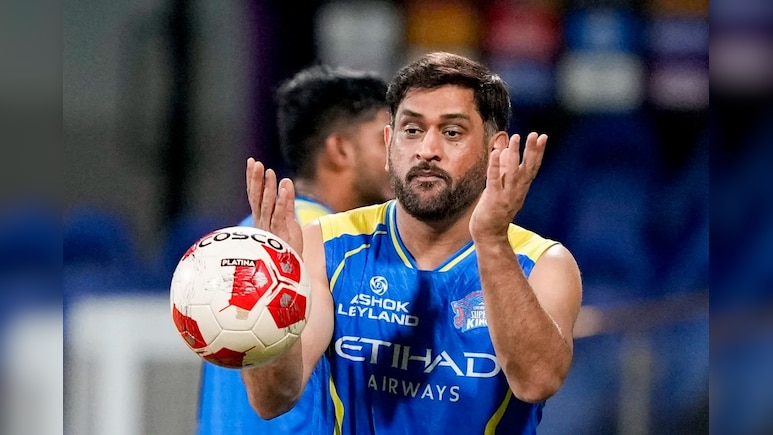 MS Dhoni's IPL Return: CSK Batting Coach Michael Hussey Shares Update On Recovery