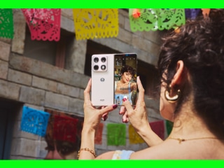 Moto Razr Fold Pre Order: 16GB रैम, 6000mAh बैटरी वाले Moto Razr Fold के प्री-ऑर्डर 11 अप्रैल से! जानें सबकुछ