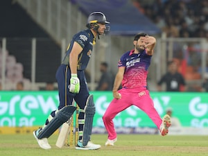 IPL 2026 LIVE: RR Star Scalps 3 Wickets In 9 Balls; 4-Down GT In Spot Of Bother