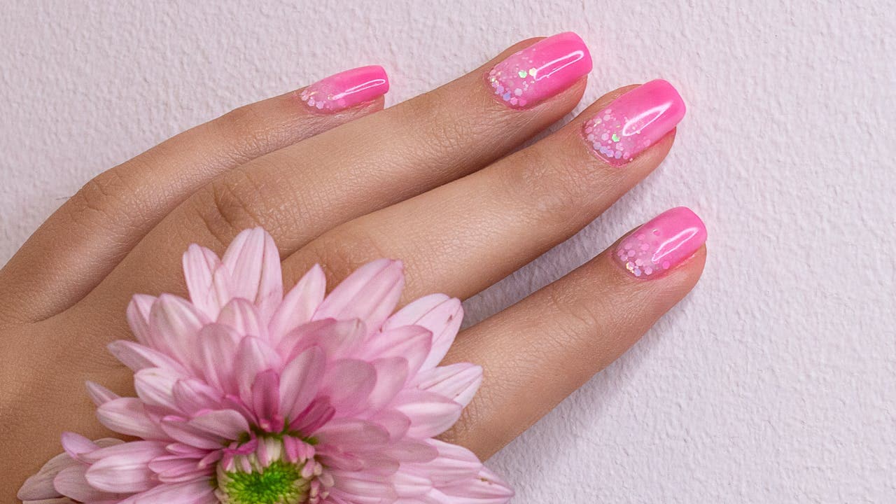 Budget Press On Nails For A Polished Metro Lifestyle