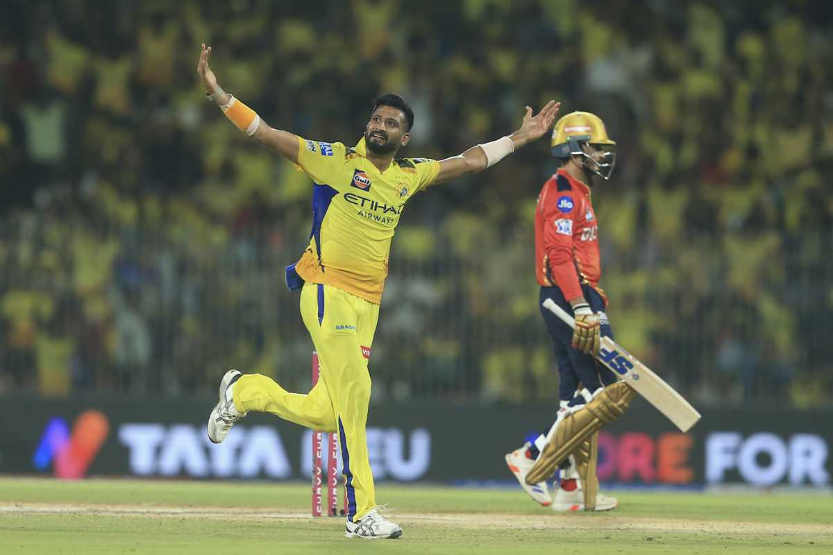 CSK की टीम में खलील अहमद की जगह कौन? भविष्य के स्टार हैं तीनों गेंदबाज, हुई एंट्री तो बदल जाएगी किस्मत!