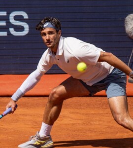 Lorenzo Musetti Sees Off Corentin Moutet To Meet Arthur Fils In Barcelona Open Quarterfinals