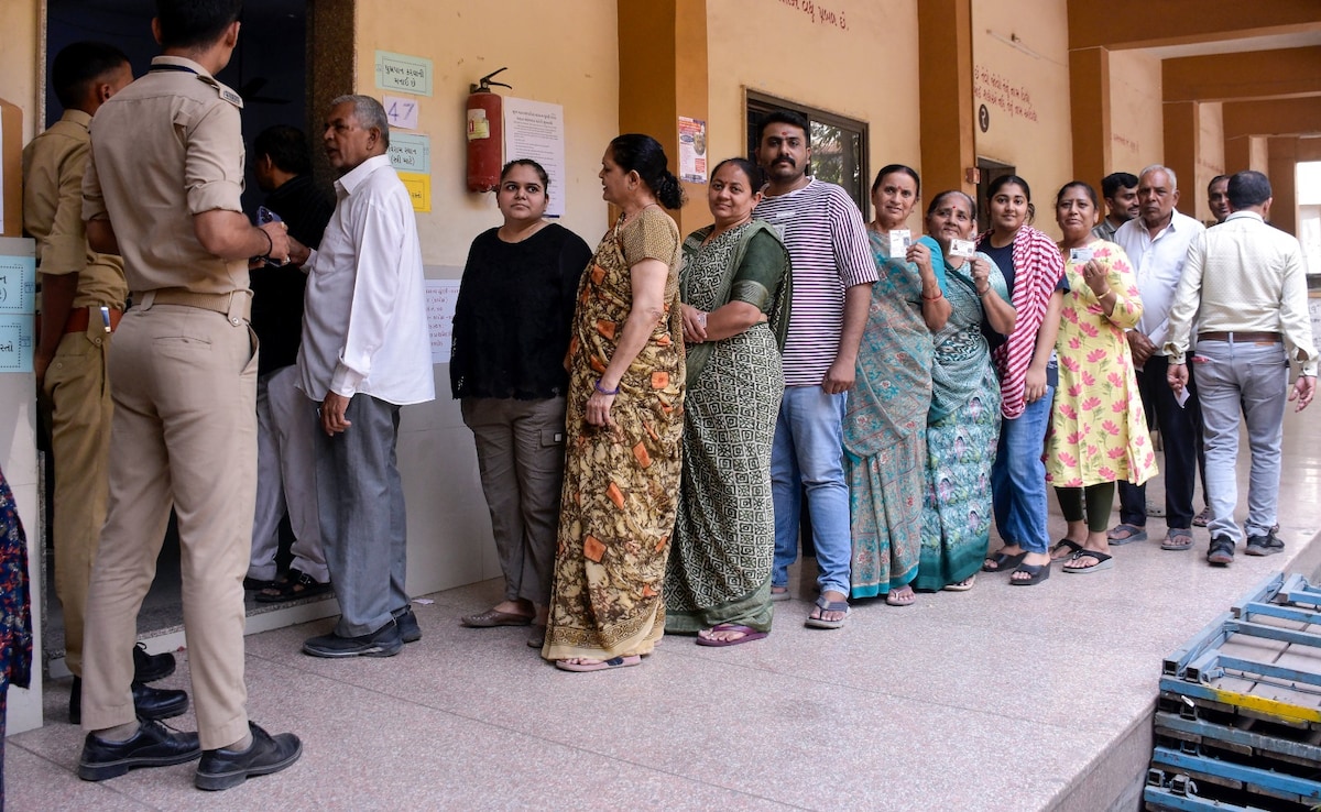 Gujarat Election 2026 Result LIVE: गुजरात निकाय चुनाव के वोटों की गिनती शुरू,  722 सीटों पर बीजेपी पहले ही जीती