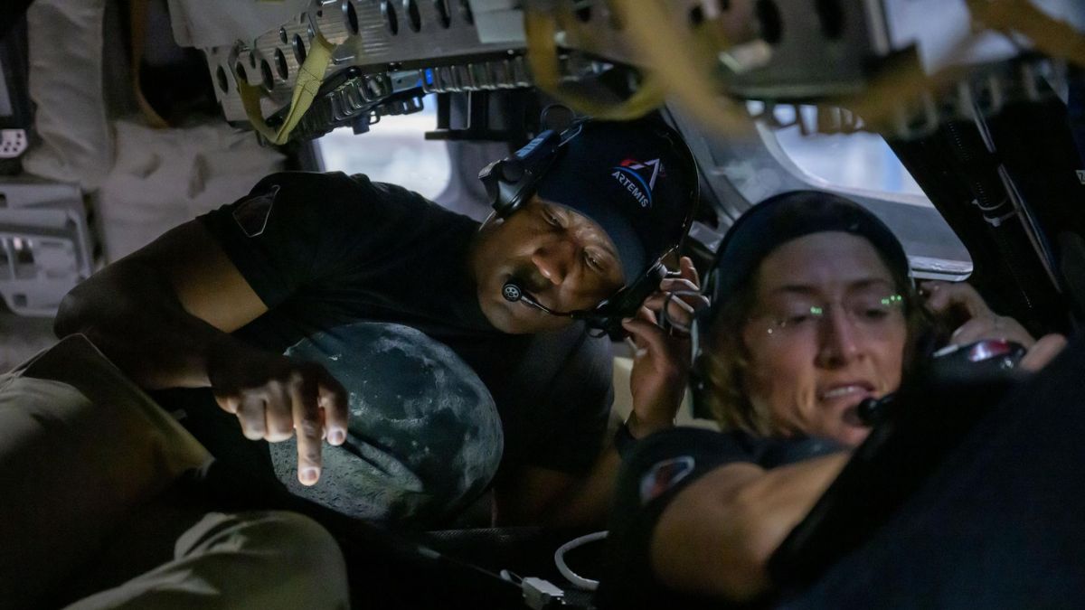 वो 40 मिनट जब Artemis II का पृथ्वी से संपर्क टूट जाएगा... उस वक्त क्या होगा? क्यों रिस्की और अहम होगा वो समय