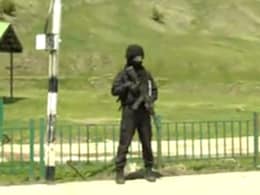 पहलगाम आतंकी हमले के एक साल बाद फिर गुलजार हुआ गुलमर्ग, पर्यटकों ने बताया कितना सुरक्षित है घूमना