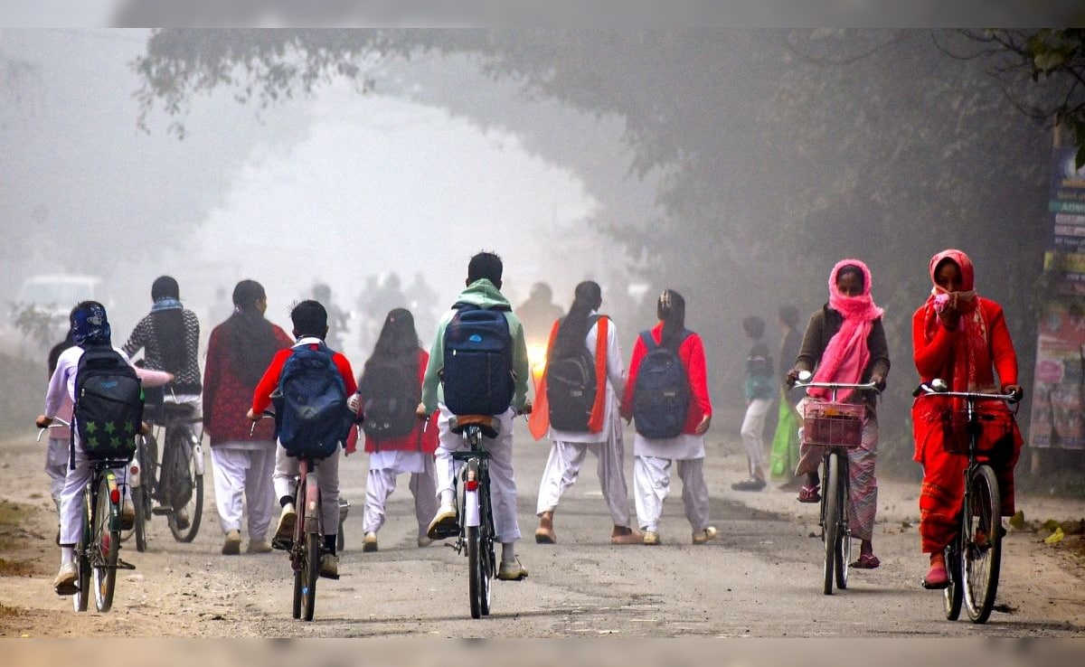 भीषण गर्मी और लू के चलते इस राज्य में गर्मी की छुट्टियों का ऐलान, सीएम ने खुद किया पोस्ट
