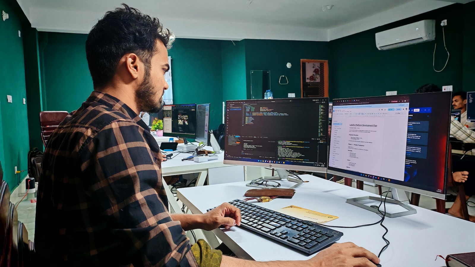 Bengaluru Techie Criticizes Company's Shift to Mandatory Five-Day Office Work