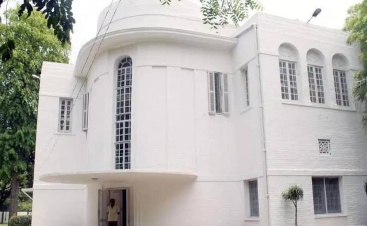 The Art of Baking: From Classic Bread to Artisan Pastries