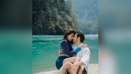 Janhvi Kapoor Teases Varun Dhawan On New Film Still With Pooja Hegde: 'But Why Are You Screaming In Caption?'