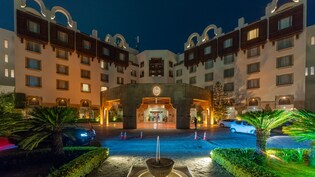 Iran-US Peace Talks: पाकिस्तान के इस आल&zwj;िशान होटल में होगी अमेरिका-ईरान की बैठक, देखें खूबसूरत तस्वीरें