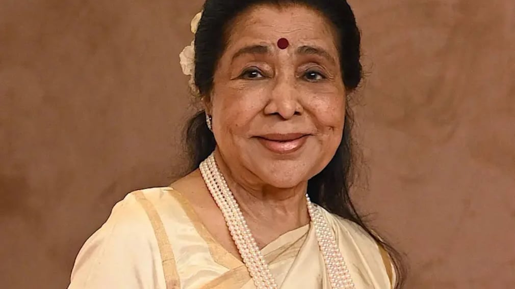 Blog | Asha Bhosle Is Gone, But Her 'Bad Girl' Anthems Live On