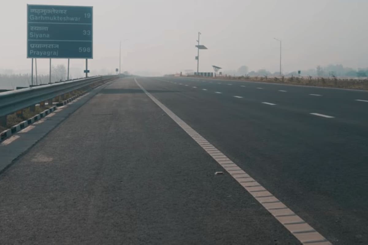Ganga Expressway - Safety Features