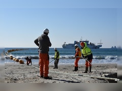 ईरान जंग की वजह से तेल- गैस के बाद इंटरनेट पर भी संकट? खतरा समंदर की गहराई में छिपा