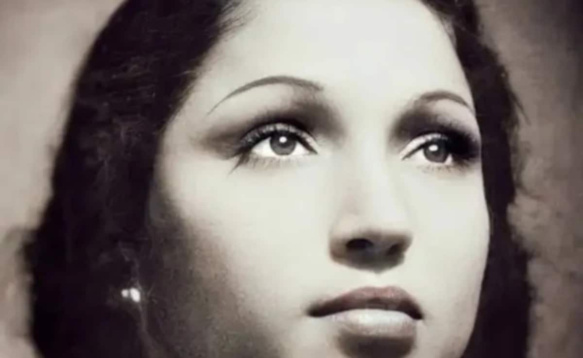 700 से ज्यादा फिल्में कर सबसे महंगी बनी थी हीरोइन, क्रूर सास बन रातोंरात हुईं मशहूर, दूरदर्शन की रामायण से है गहरा नाता