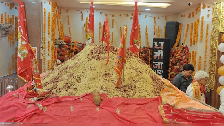 हनुमान जयंती पर 'सवामणियों' का महाभोग, श्रीबालाजी धाम में गूंजा राम नाम का जाप