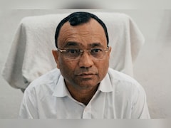 करोड़ों की खरीद, गंभीर धाराएं, दस्तावेज जब्त... फिर भी पद पर DEO, क्यों नहीं हुई कार्रवाई?