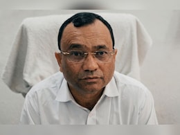 करोड़ों की खरीद, गंभीर धाराएं, दस्तावेज जब्त... फिर भी पद पर DEO, क्यों नहीं हुई कार्रवाई?