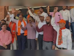 गुजरात के स्थानीय चुनाव में फिर लहराया भगवा, सभी 15 नगर निगम में BJP की जीत