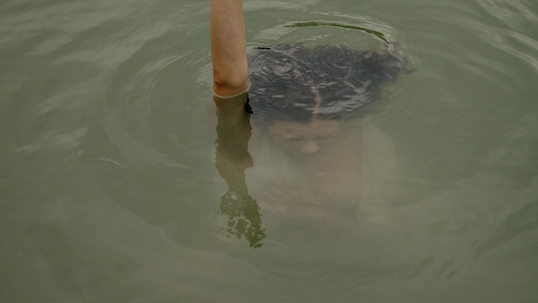 US Man Dies While Rescuing His Children At Florida Beach, Wife Calls Him A "Hero"