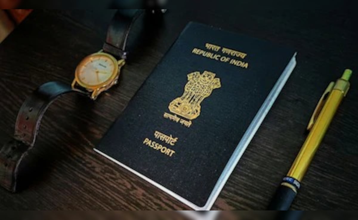 Passport Lok Adalat: इस दिन गाजियाबाद में लगने जा रही है पासपोर्ट लोक अदालत, Passport से जुड़े पेंडिंग मामलों का होगा निस्तारण, जान लें जरूरी बातें