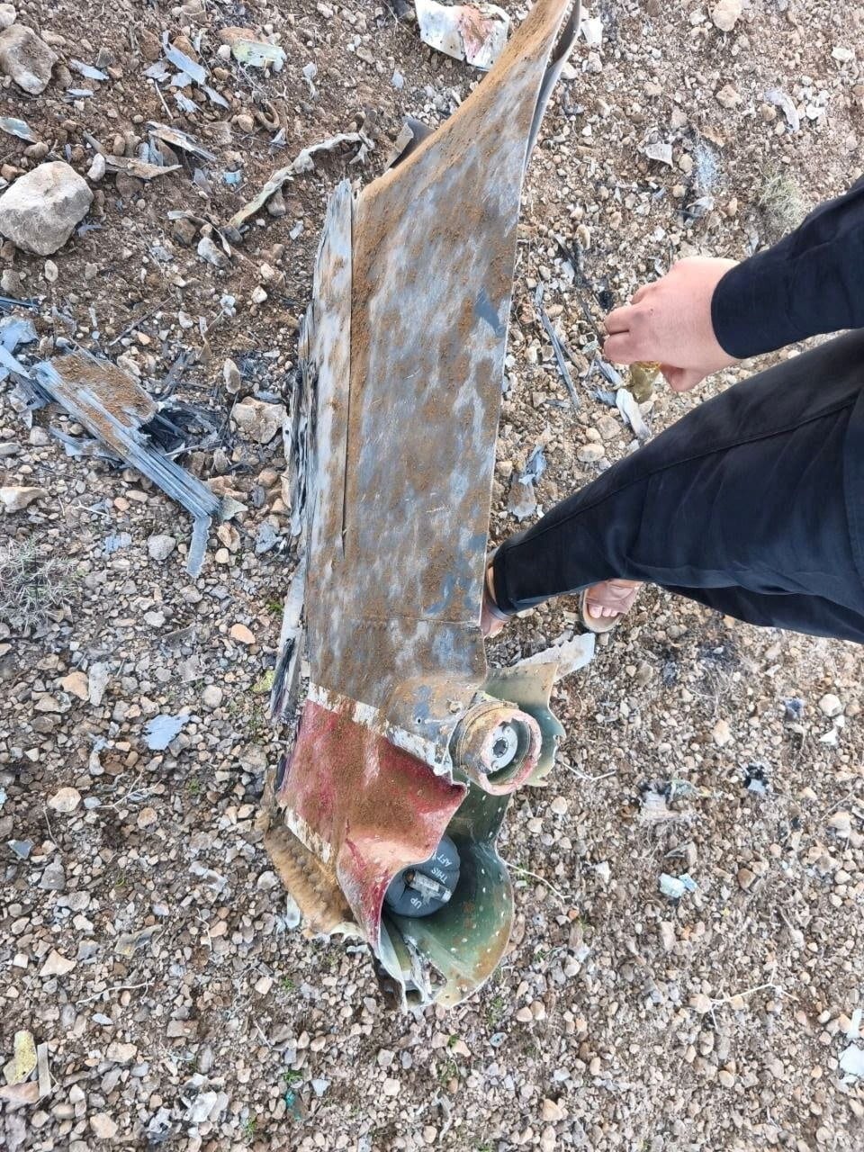 Pictures released by the Iranian state media show fragments of a downed US jet Pictures released by the Iranian state media show fragments of a downed US jet