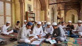 मदरसों में कौन सा सिलेबस पढ़ाया जाता है? जिसे बदलने जा रही है उत्तराखंड की धामी सरकार