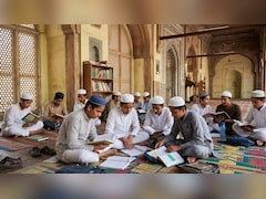 मदरसों में कौन सा सिलेबस पढ़ाया जाता है? जिसे बदलने जा रही है उत्तराखंड की धामी सरकार