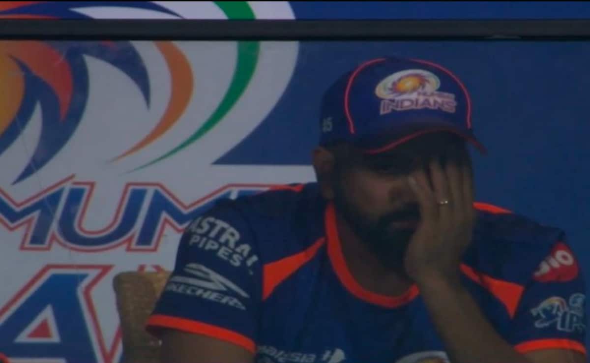 Rohit Sharma In Complete Disbelief As SRH Take MI Bowlers To Cleaners, Pic Goes Viral